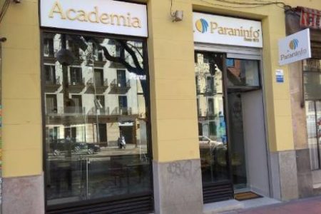 Paraninfo Academia